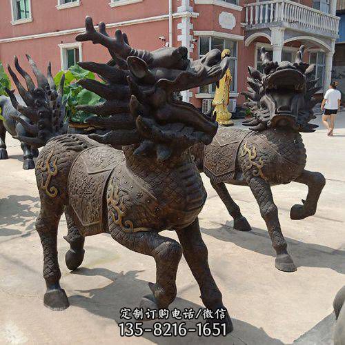 酒店企业门口摆放大型铜铸神兽麒麟雕塑（4）