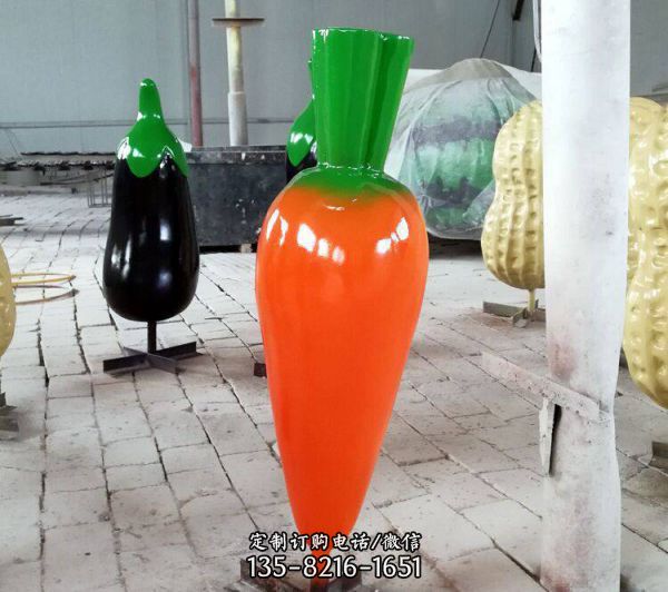 园林摆放玻璃钢仿真蔬菜胡萝卜雕塑（2）