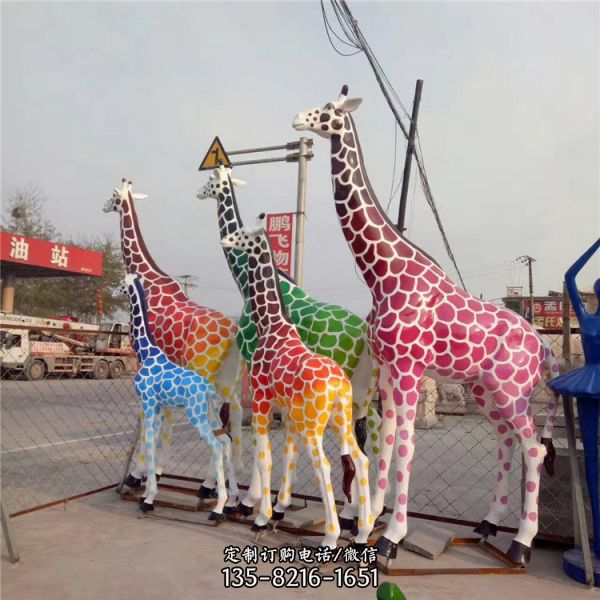 动物园玻璃钢彩绘仿真动物户外园林大型长颈鹿雕塑（6）