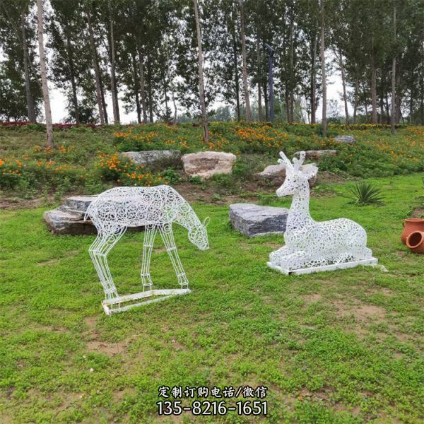 不锈钢金属拉丝户外园林动物照明小鹿雕塑
