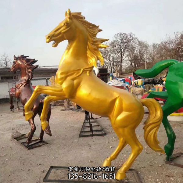 城市广场创意玻璃钢漆金奔腾的马雕塑（1）