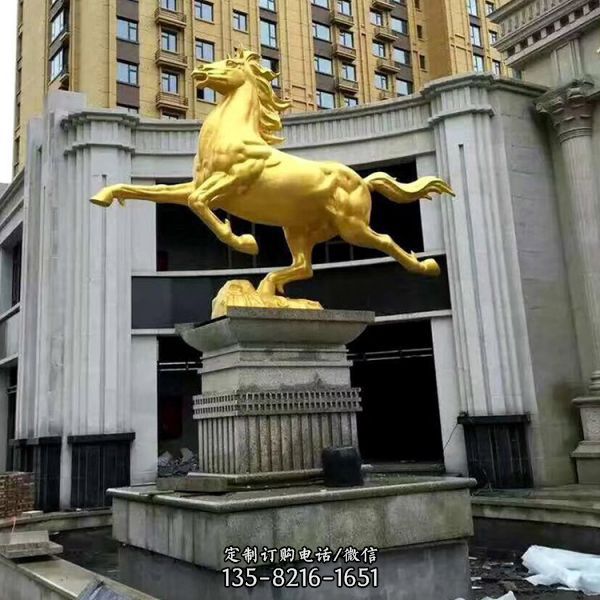城市广场创意玻璃钢漆金奔腾的马雕塑（4）