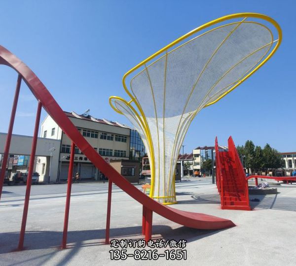 户外广场大型不锈钢抽象镂空花朵雕塑（1）