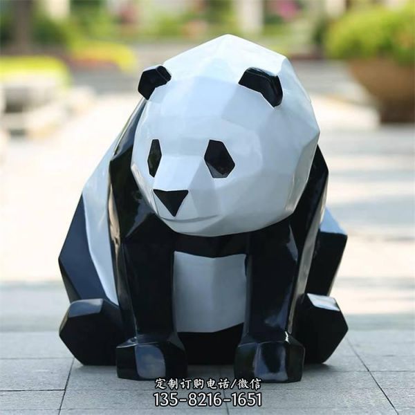 几何彩绘玻璃钢卡通坐姿熊猫雕塑
