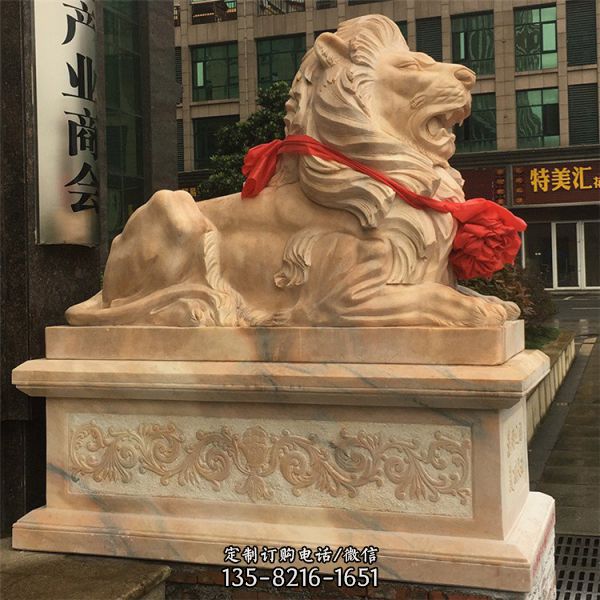 会所酒店门口大型晚霞红大理石石雕狮子