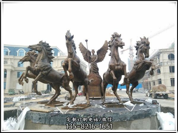 广场街道玻璃钢仿铜奔腾的马雕塑（2）
