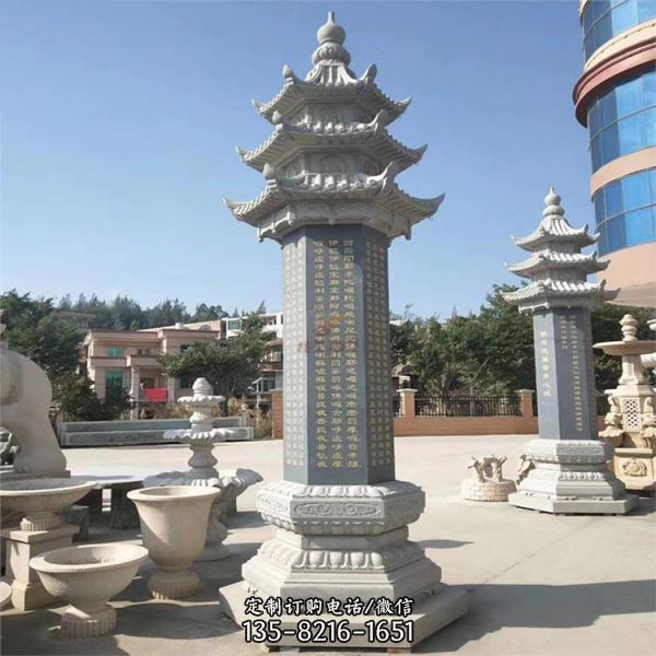 寺庙广场摆放的大型石雕佛塔雕塑（6）