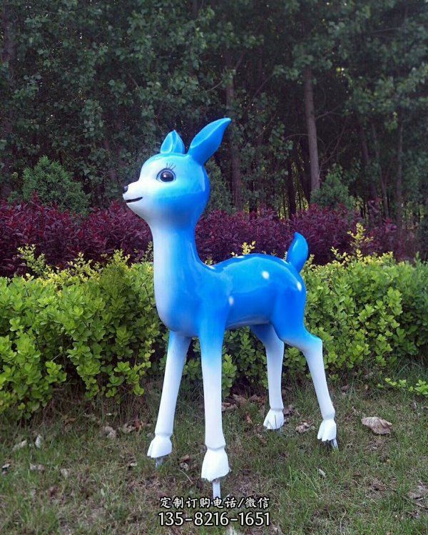 玻璃钢彩绘户外公园卡通动物摆件小鹿雕塑