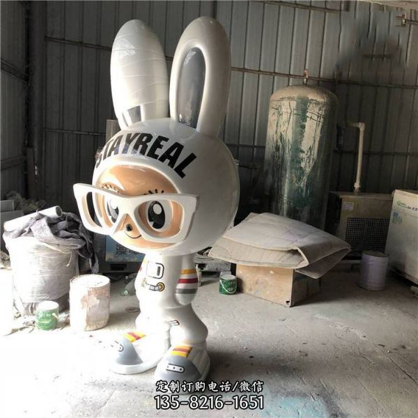 大型卡通兔子模型玻璃商场门口动漫女孩玩偶定制雕塑（3）