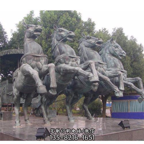 广场街道大型玻璃钢仿铜奔腾的马儿雕塑（4）