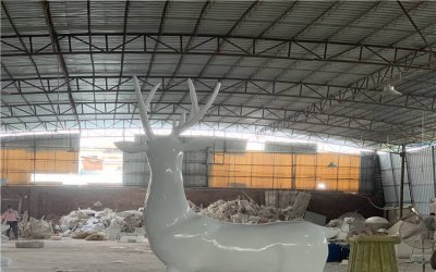 抽象小鹿——玻璃钢动物景观雕塑