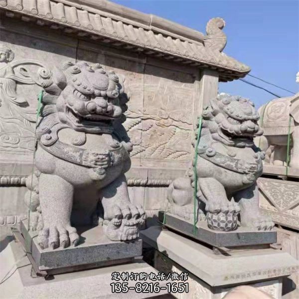 文化广场摆放青石雕刻关公佛像石狮子雕像（5）