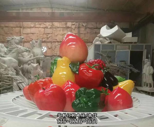 游乐场景观玻璃钢卡通动物水果雕塑 （4）