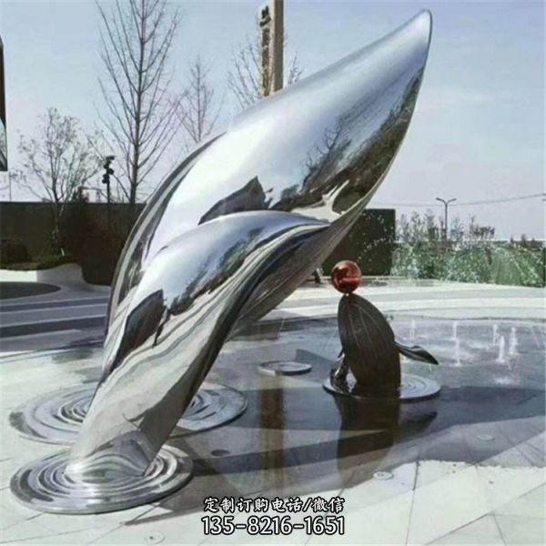 广场喷泉摆放不锈钢镜面鲸鱼水景雕塑