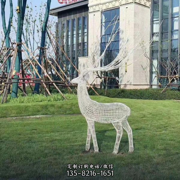 不锈钢绿地景观动物小品摆件铁艺镂空鹿雕塑 （2）