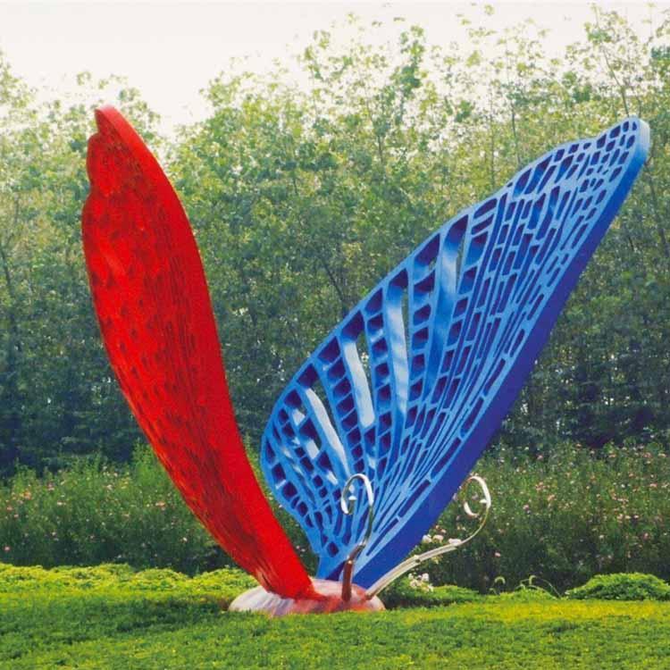 大型不锈钢抽象蝴蝶雕塑图片