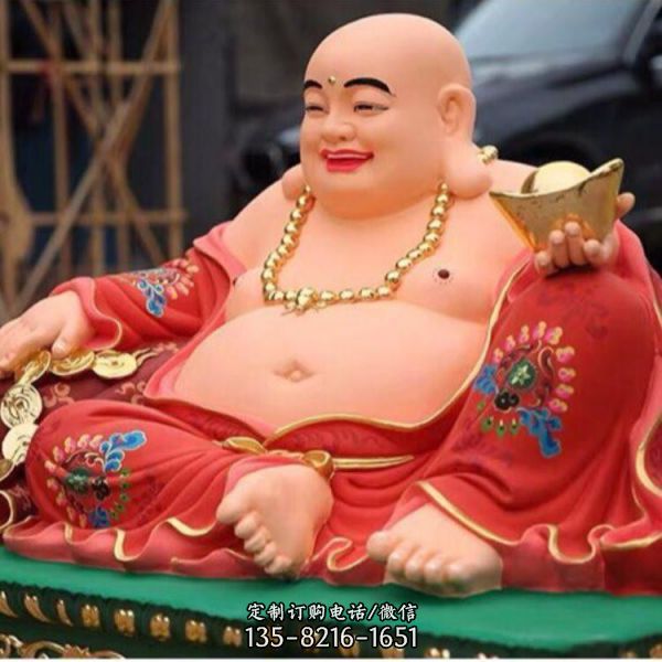 金色大佛弥勒佛雕塑：宗教文化的精美象征
