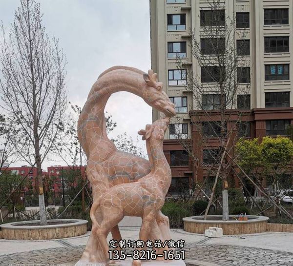 石雕长颈鹿母子扭头鹿组合动物摆件石头小鹿梅花鹿户外广场公园景观装饰雕塑（1）