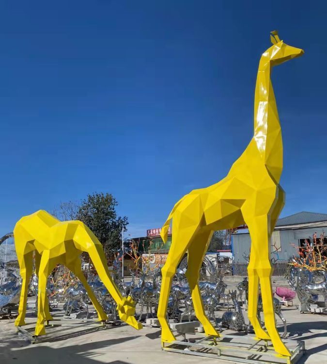 艺术结合，不锈钢大型长颈鹿雕塑图片