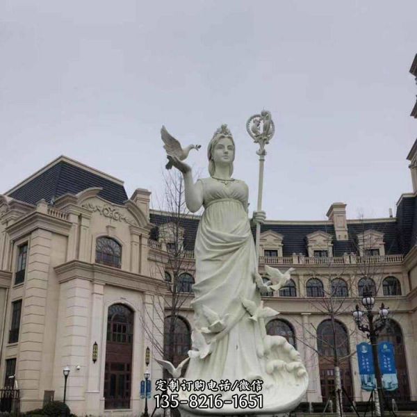 大型广场摆放玻璃钢西方女神雕塑模型