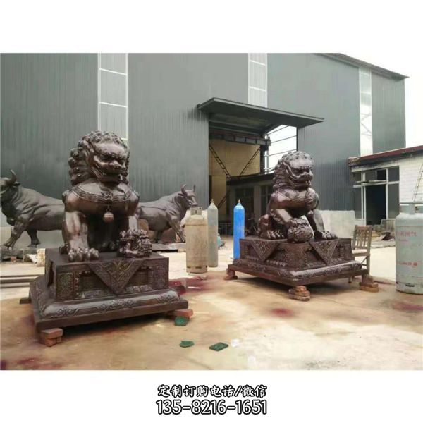 景区酒店门前摆放动物铜狮子雕塑（5）
