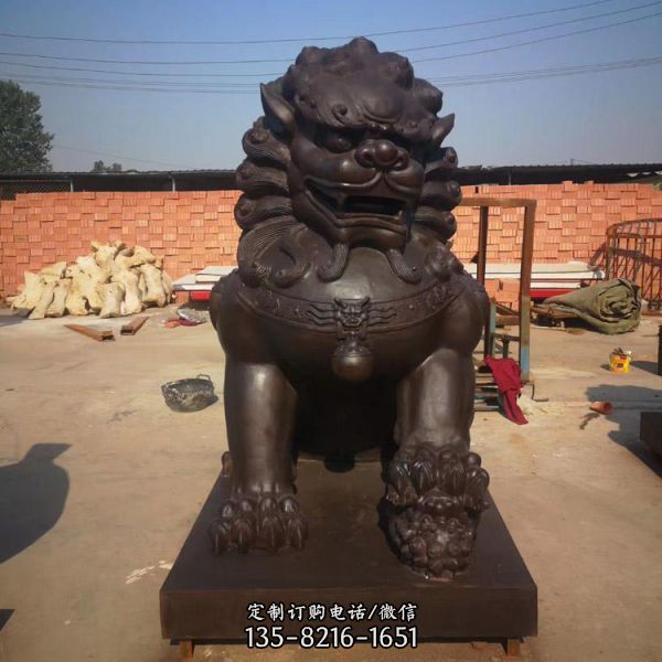 景区酒店门前摆放动物铜狮子雕塑（4）