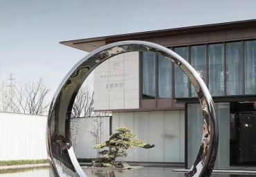 优雅圆环镜面不锈钢雕塑