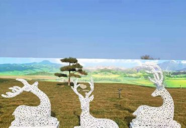 鹿步景观镂空不锈钢雕塑