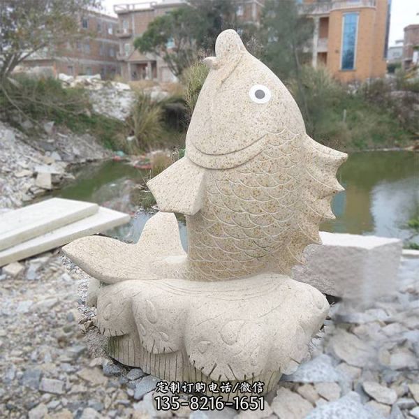 流水景观石雕鲤鱼摆件小区户外水景喷水鱼雕塑