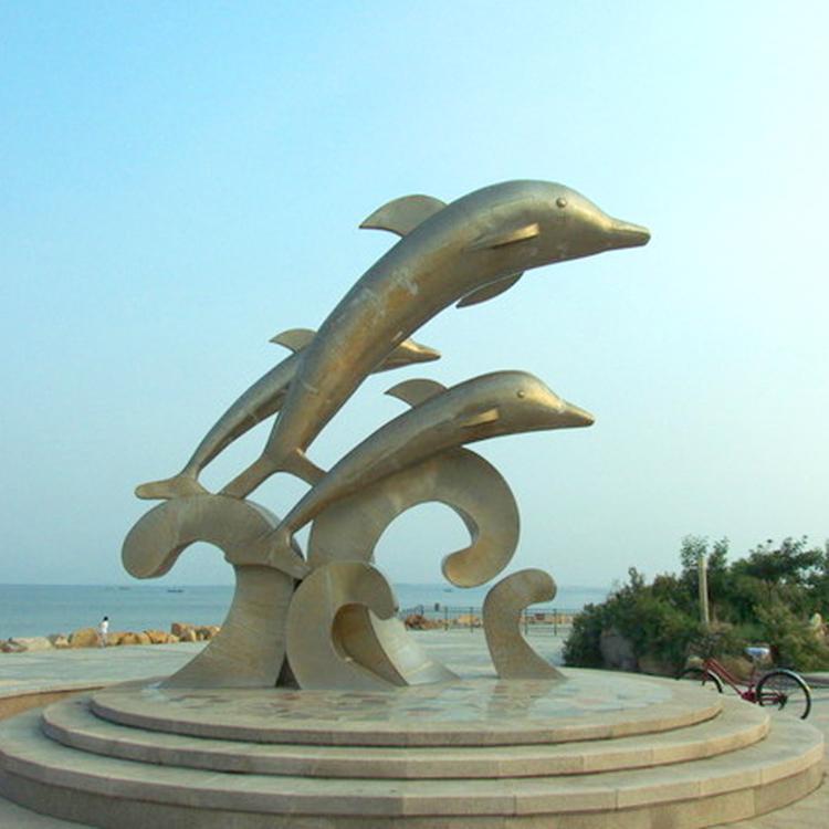 巨大的不锈钢海豚景观雕塑图片