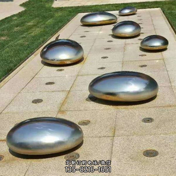 不锈钢公园艺术坐凳镜面抽象鹅卵石雕塑（4）