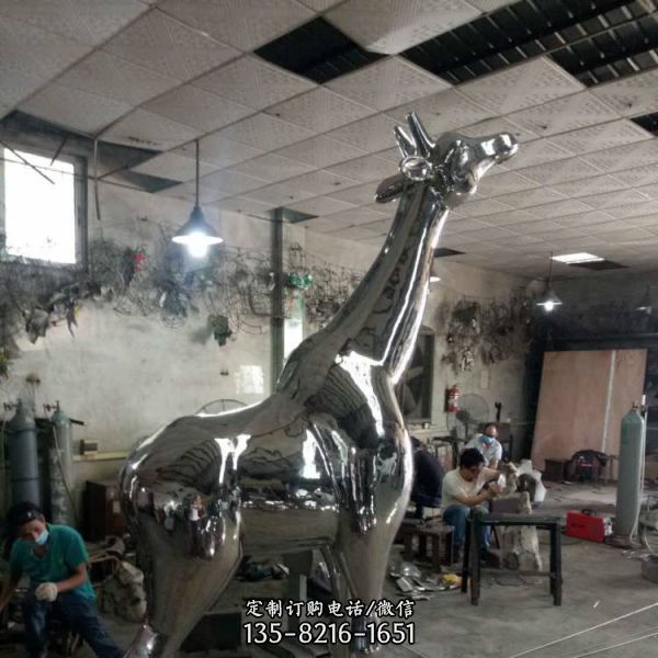 大型不锈钢镂空彩绘  动物园摆件长颈鹿雕塑（4）