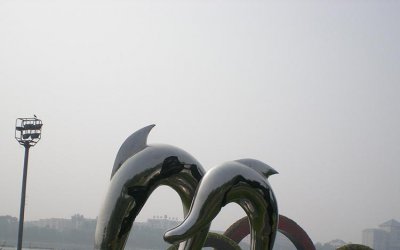 海洋之旅——海豚雕塑