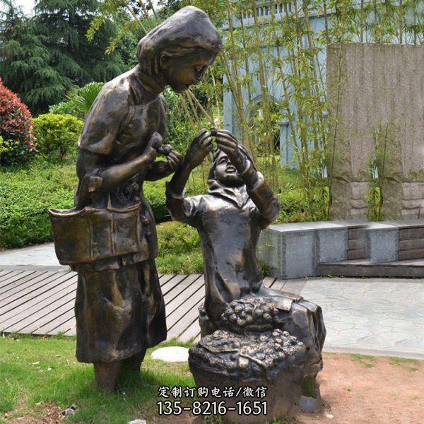 母女亲情情景铜雕，铸铜民俗生活人物雕塑