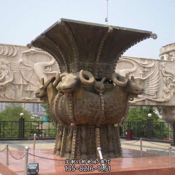 四羊方尊景区广场摆放铜香炉雕塑（1）