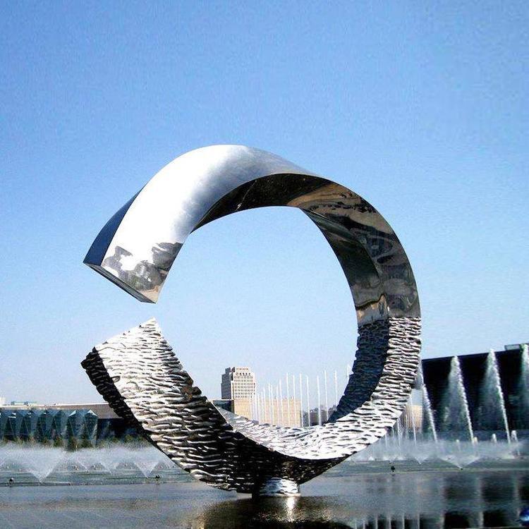 融合美的不锈钢水景圆环喷泉图片