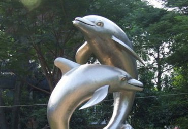 海豚形象大型不锈钢雕塑