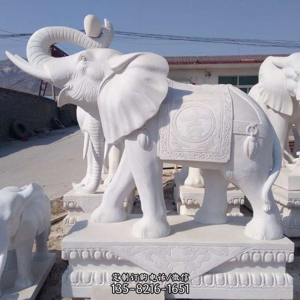 酒店广场门口摆放汉白玉石雕大象雕塑（3）