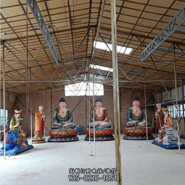寺院摆放树脂漆金释迦三尊佛神像雕塑
