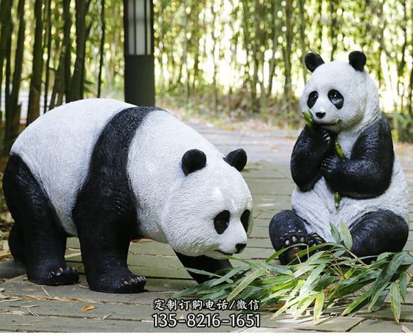 国宝熊猫雕塑，精美装点户外