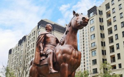 玻璃钢仿铜户外园林景观广场骑马的人物雕塑，具有外表…