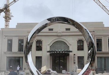 高雅别墅圆环镜面不锈钢雕塑