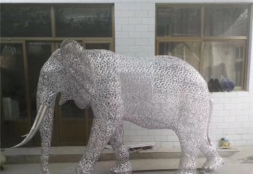 不锈钢镂空发光大象雕塑