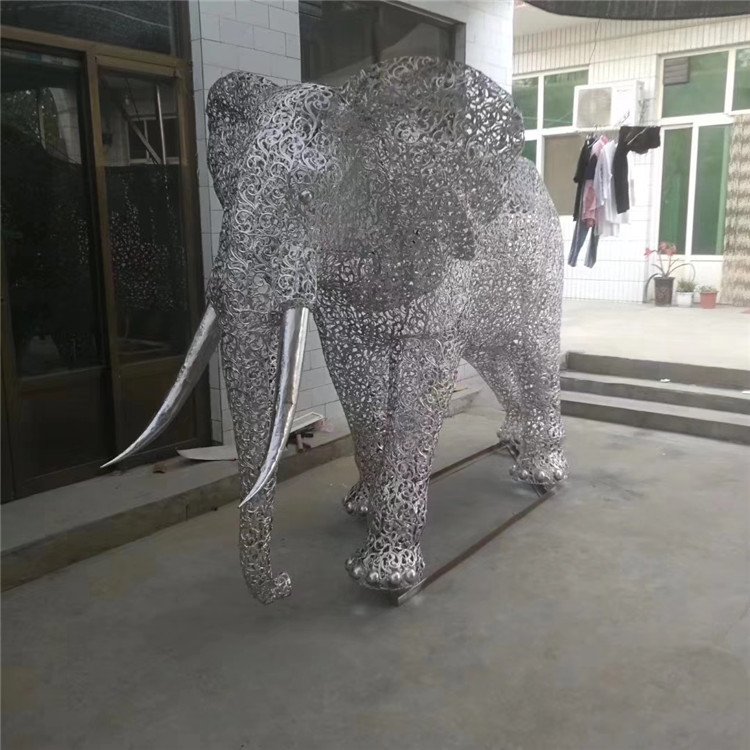 大象镂空不锈钢景观摆件 图片