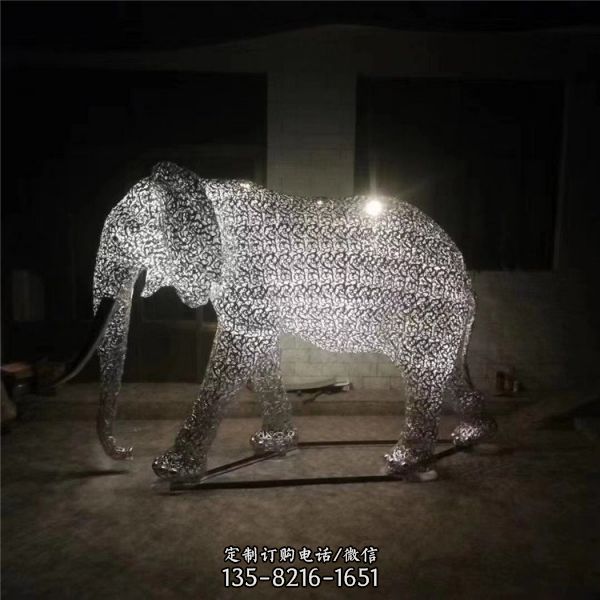 不锈钢镂空创意照明发光大象雕塑