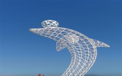 艺术风格不锈钢海豚顶球景观雕塑
