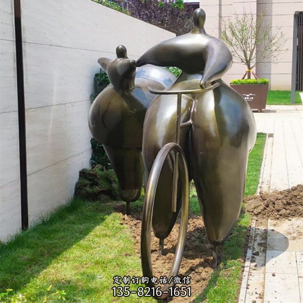 公园景观抽象玻璃钢仿铜骑自行车的人物雕塑