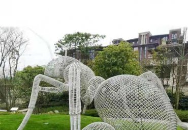 不锈钢蚂蚁抽象雕塑 