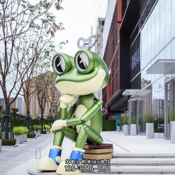 小区广场摆放不锈钢镂空树 卡通青蛙景观雕塑