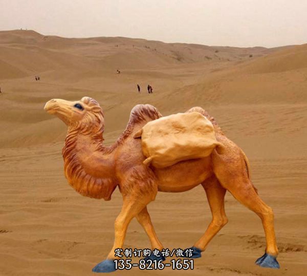 园林广场玻璃钢仿真动物骆驼雕塑